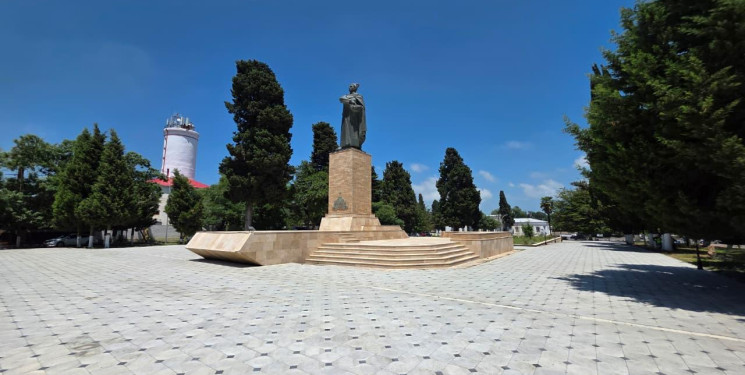 Lənkəranda “Şəhərsalma və memarlıq ili” çərçivəsində aparılan abadlıq işləri davam etdirilir